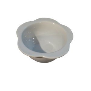 Vintage White Bowl 🌸 Retro Flower
